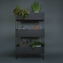 Lade das Bild in den Galerie-Viewer, Neva the shelf (Regal mit Metallgestell)