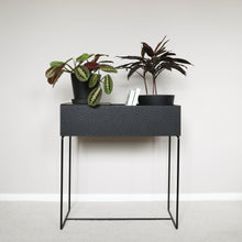 Lade das Bild in den Galerie-Viewer, mali the tray (Holztablett)