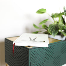 Lade das Bild in den Galerie-Viewer, mali the tray (Holztablett)